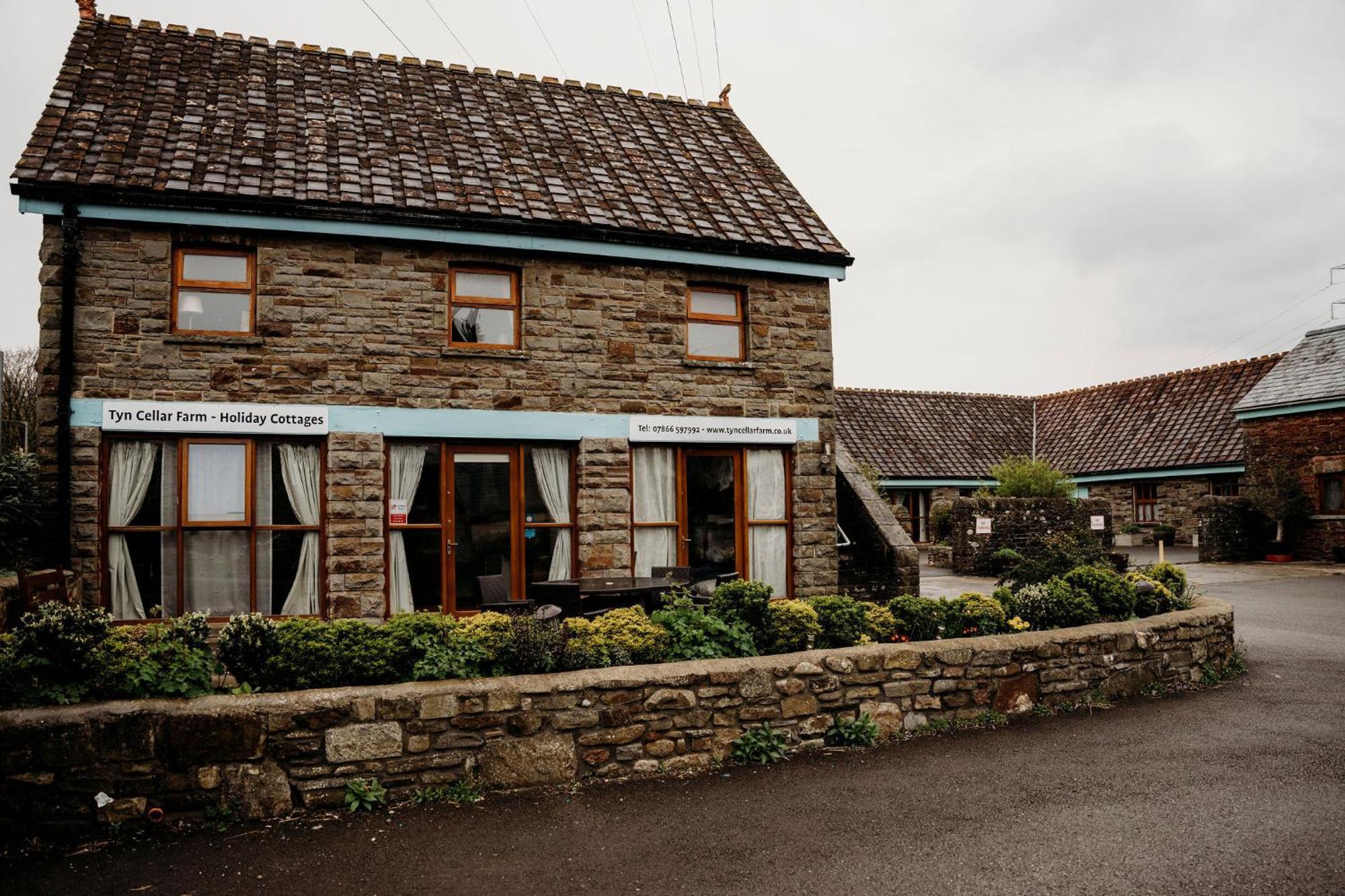 The Barn B&B Port Talbot Exterior foto